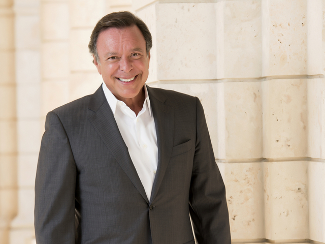 Mike Fernandez